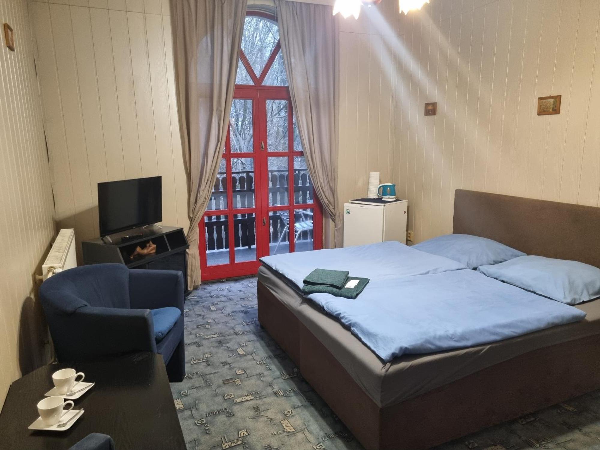 Studanka Hotell Orlová Eksteriør bilde